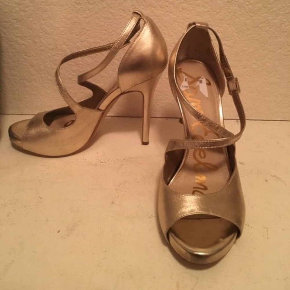 Sam Edelman gold heel