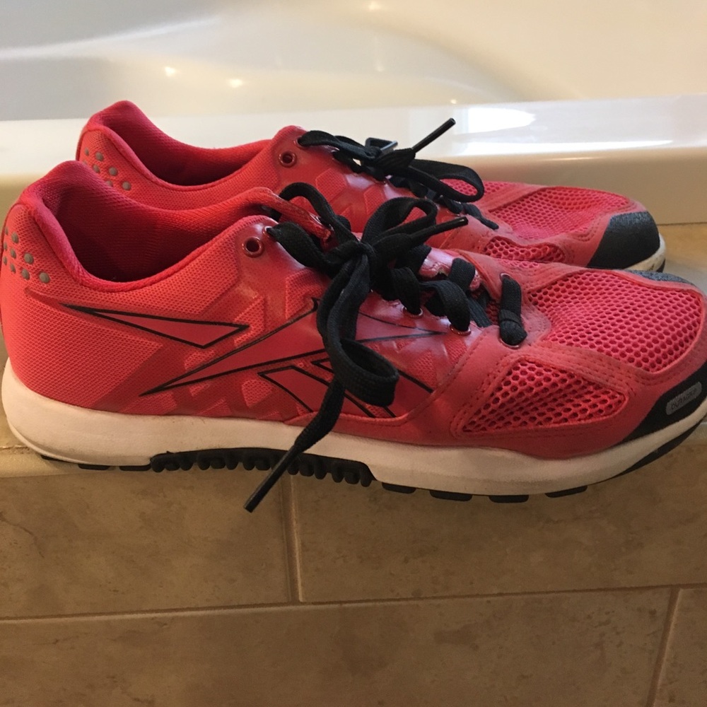 Rebook Nano 2. Worn twice. 7.5