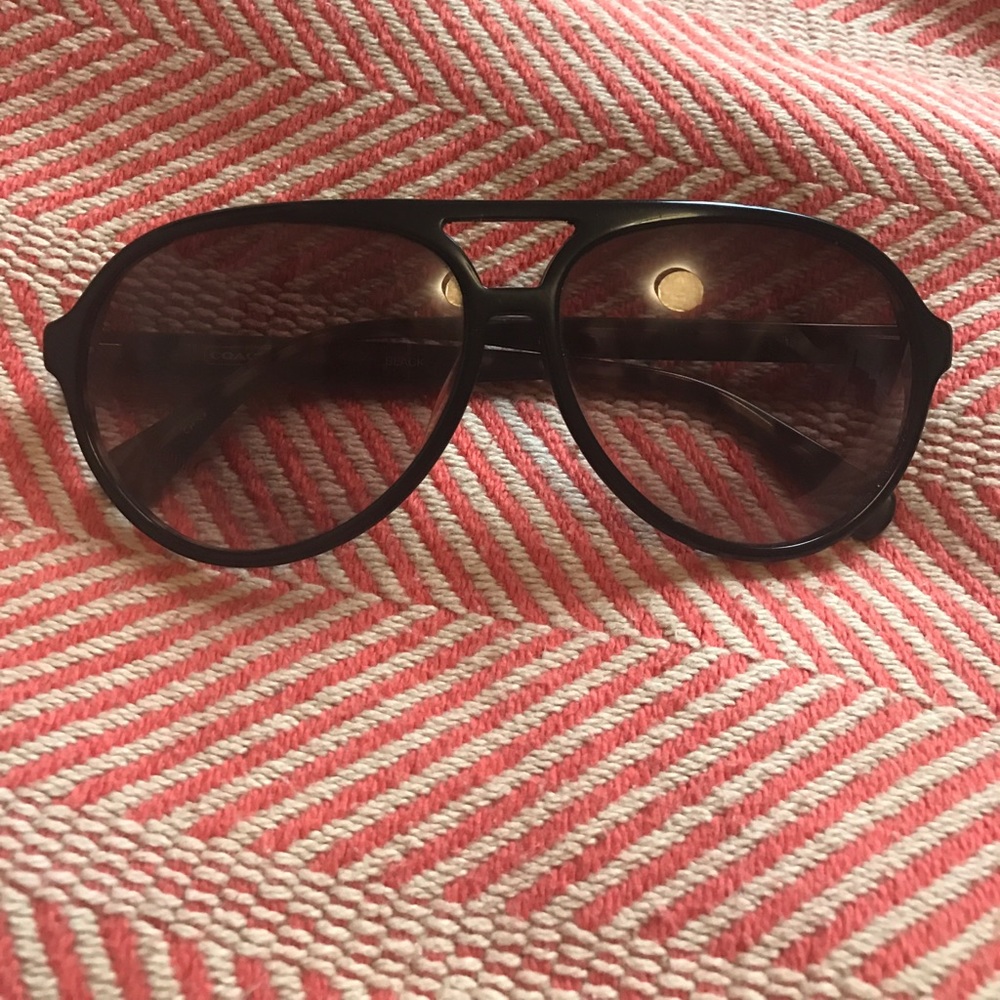 Coach Aviator style Sunnies