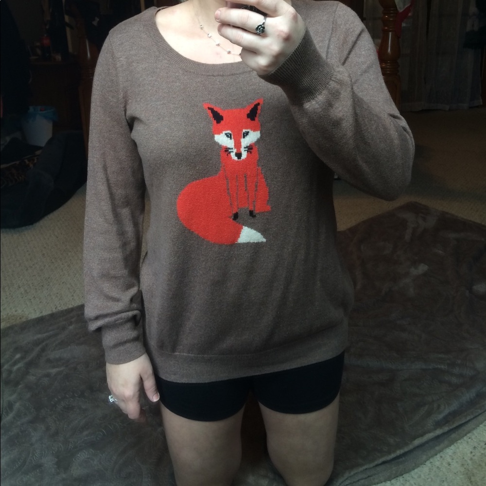 Old Navy Brown sweater with a fox on it