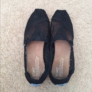 Black Lace Toms