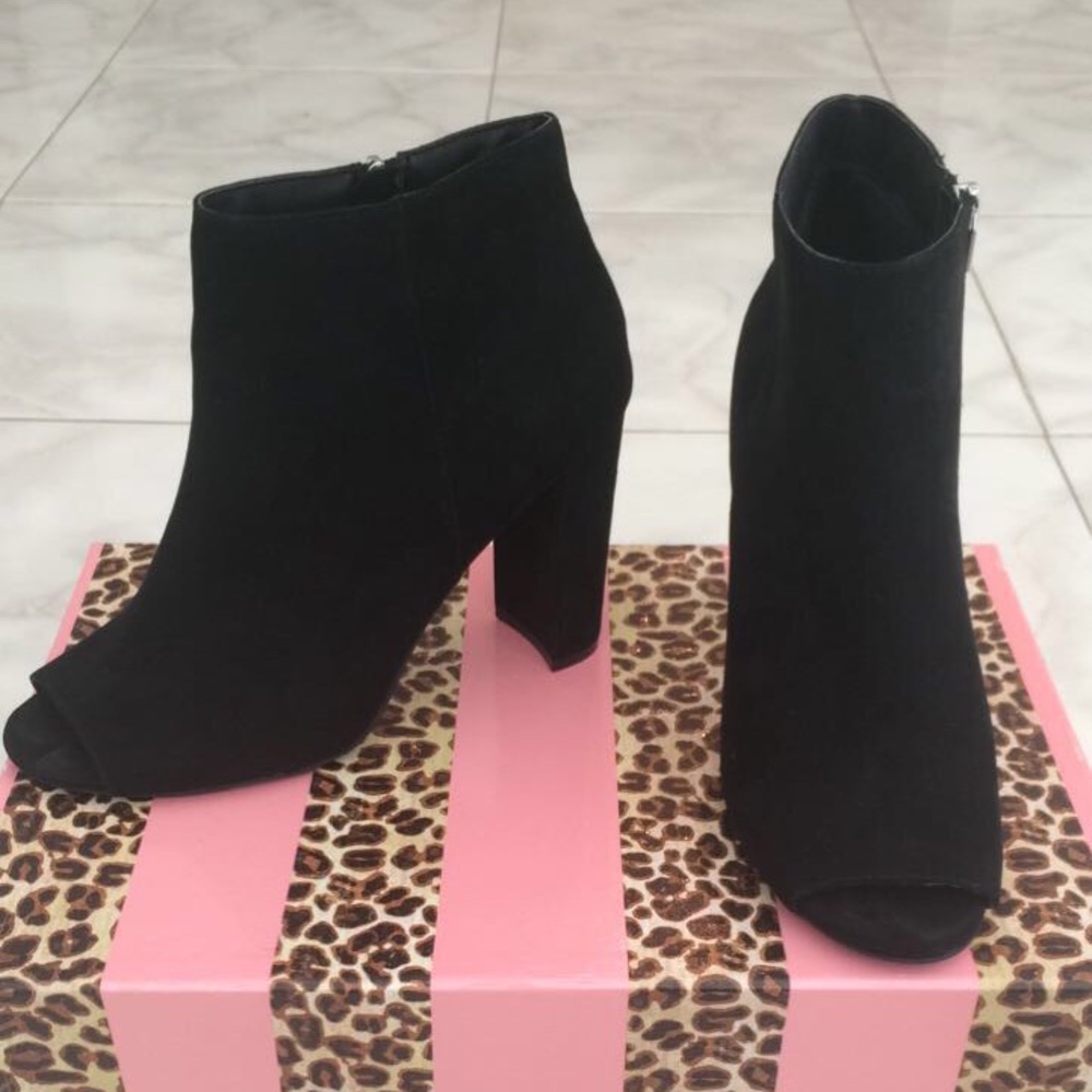Black open-toe booties with chunky heel
