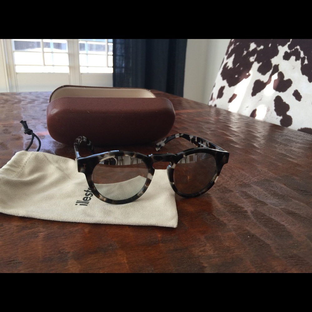 illesteva leonard mirrored sunglasses