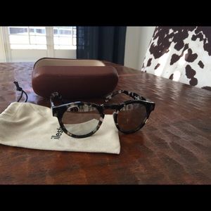 illesteva leonard mirrored sunglasses
