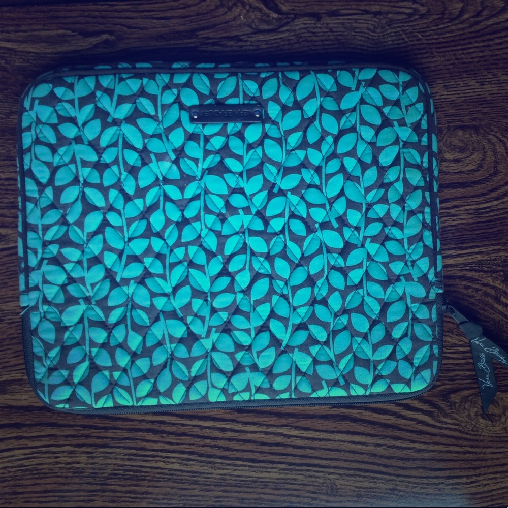❤️Vera Bradley Turquoise & Brown iPad Case