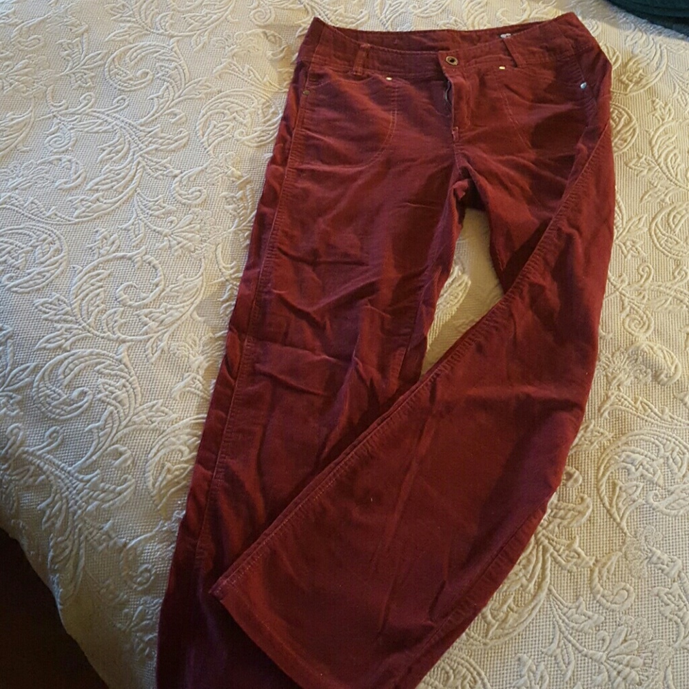 Kuhl Mountain Culture burgundy corduroy jeans