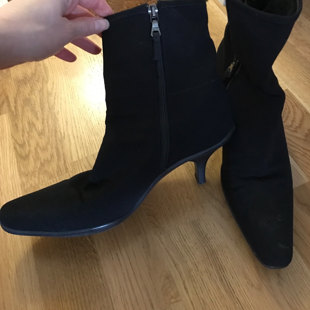 Prada boots - Picture 2 of 4