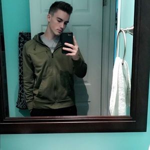 Meet your Posher, Noah