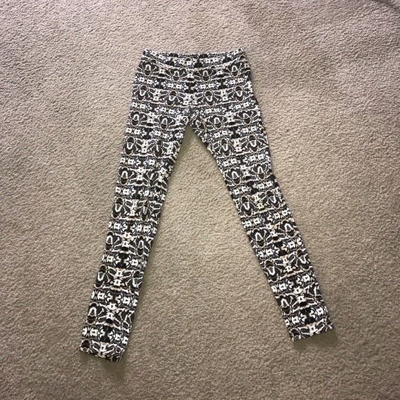 Express Tribal Print Leggings - Picture 1 of 1