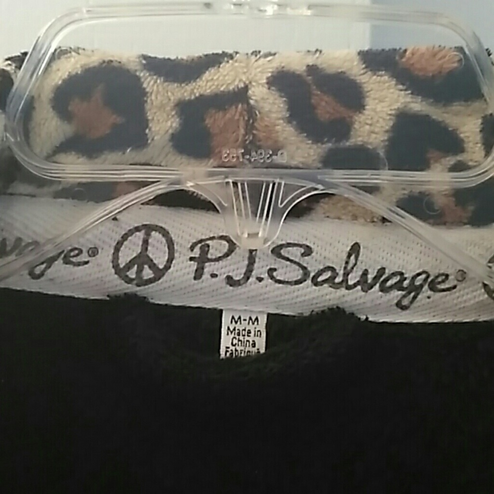 P. J. Salvage Robe - Picture 2 of 4