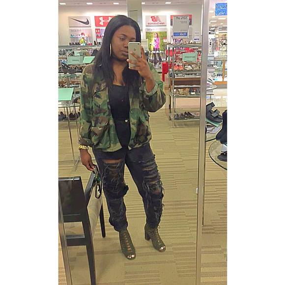 Meet your Posher, Lexx - Picture 1 of 1