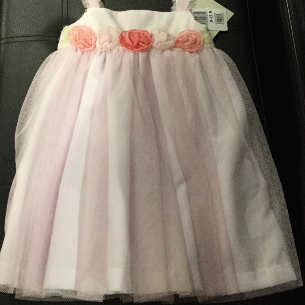 Dress - Picture 2 of 2