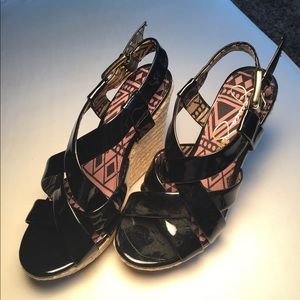 Jessica Simpson black patent leather wedges 6.5