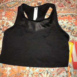 🔴SALE🔴Crop Workout Top Black size M