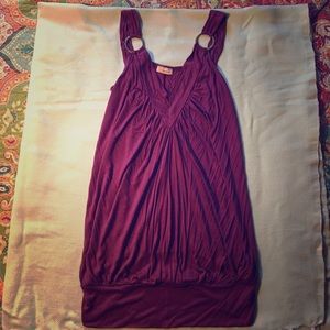 Lipstick Super soft plunge tank top