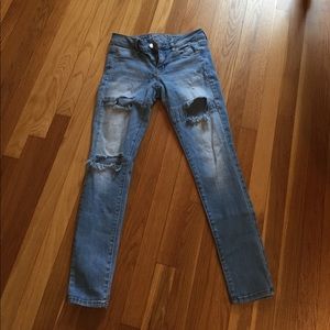 American Eagle destroyed cotton jeggings, 2R