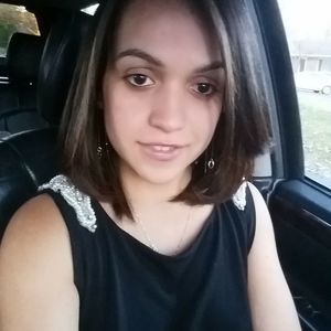 Meet your Posher, Cecilia