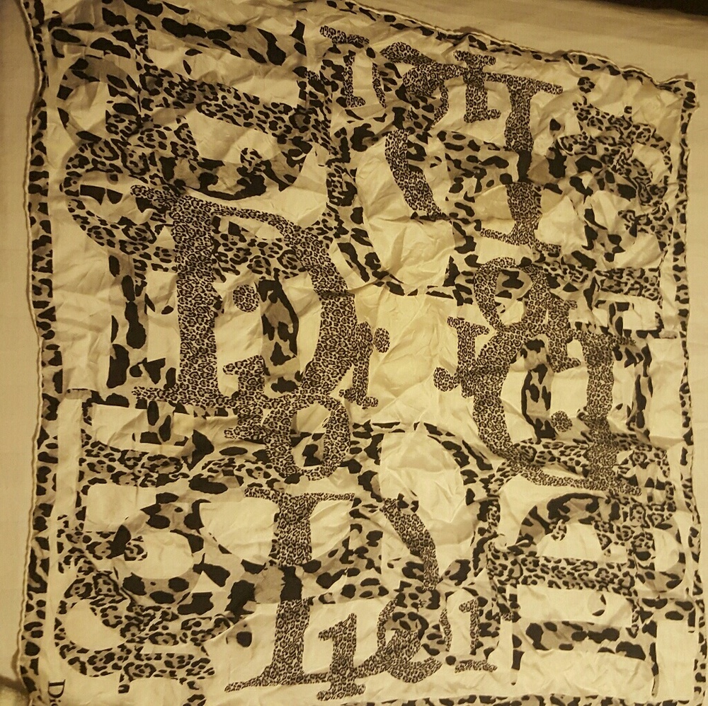 Christian Dior logo scarf