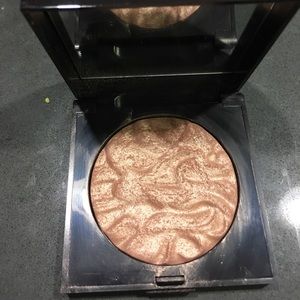 Laura Mercier Face Illuminator(Indiscretion)
