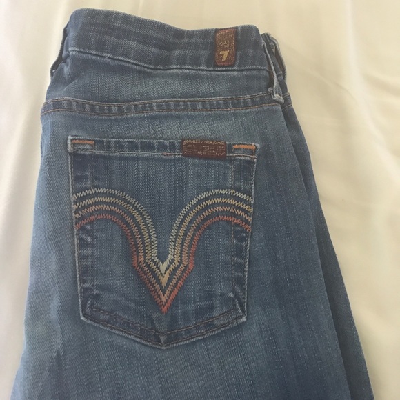 Jeans - Picture 2 of 3