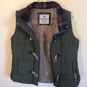 Legendary olive green vest