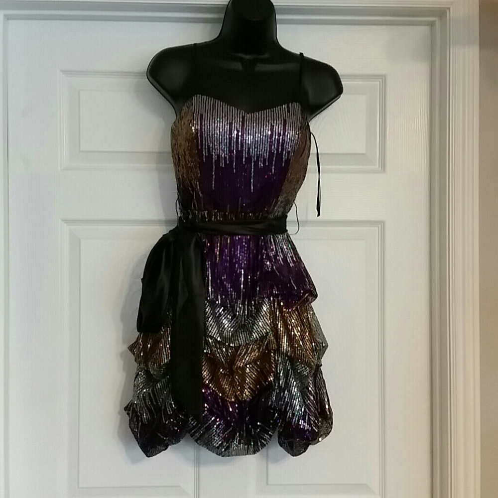 Jessica designs Size 5 prom or homecoming dress