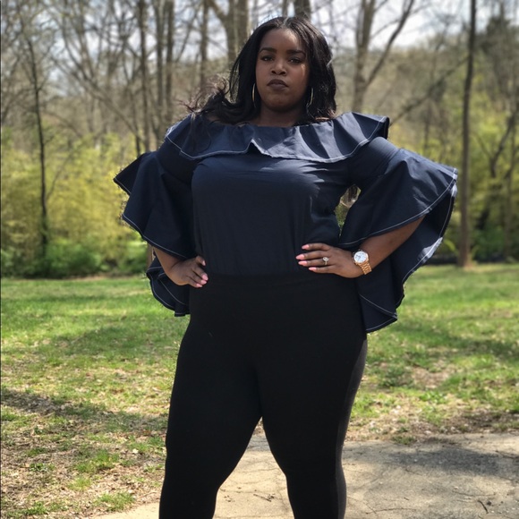 Woman's Clothing - Picture 3 of 3