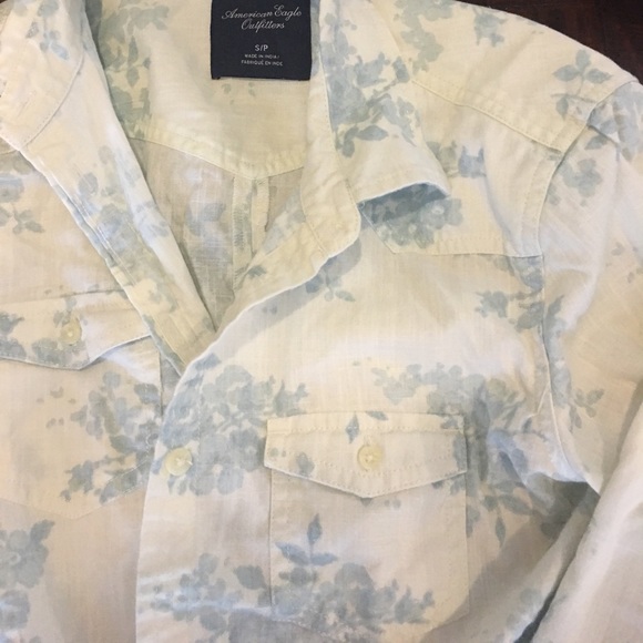 American eagle l/s top - Picture 2 of 5