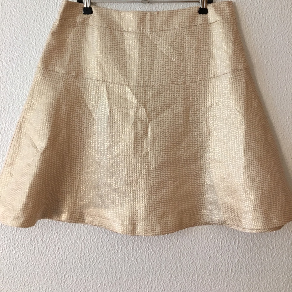 NEW YORK & COMPANY METALLIC SKIRT