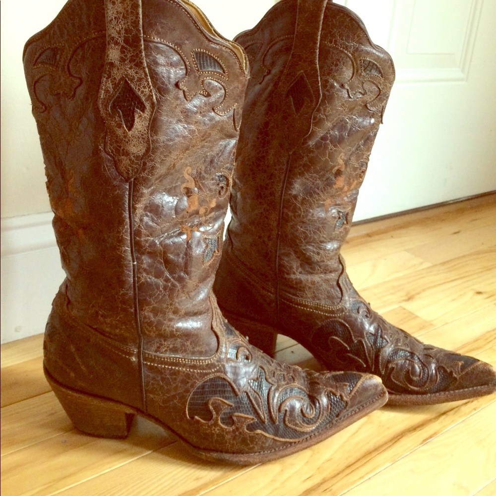 Corral Cowgirl Boots - brown and black point toe