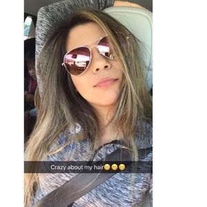 Meet your Posher, Dalia