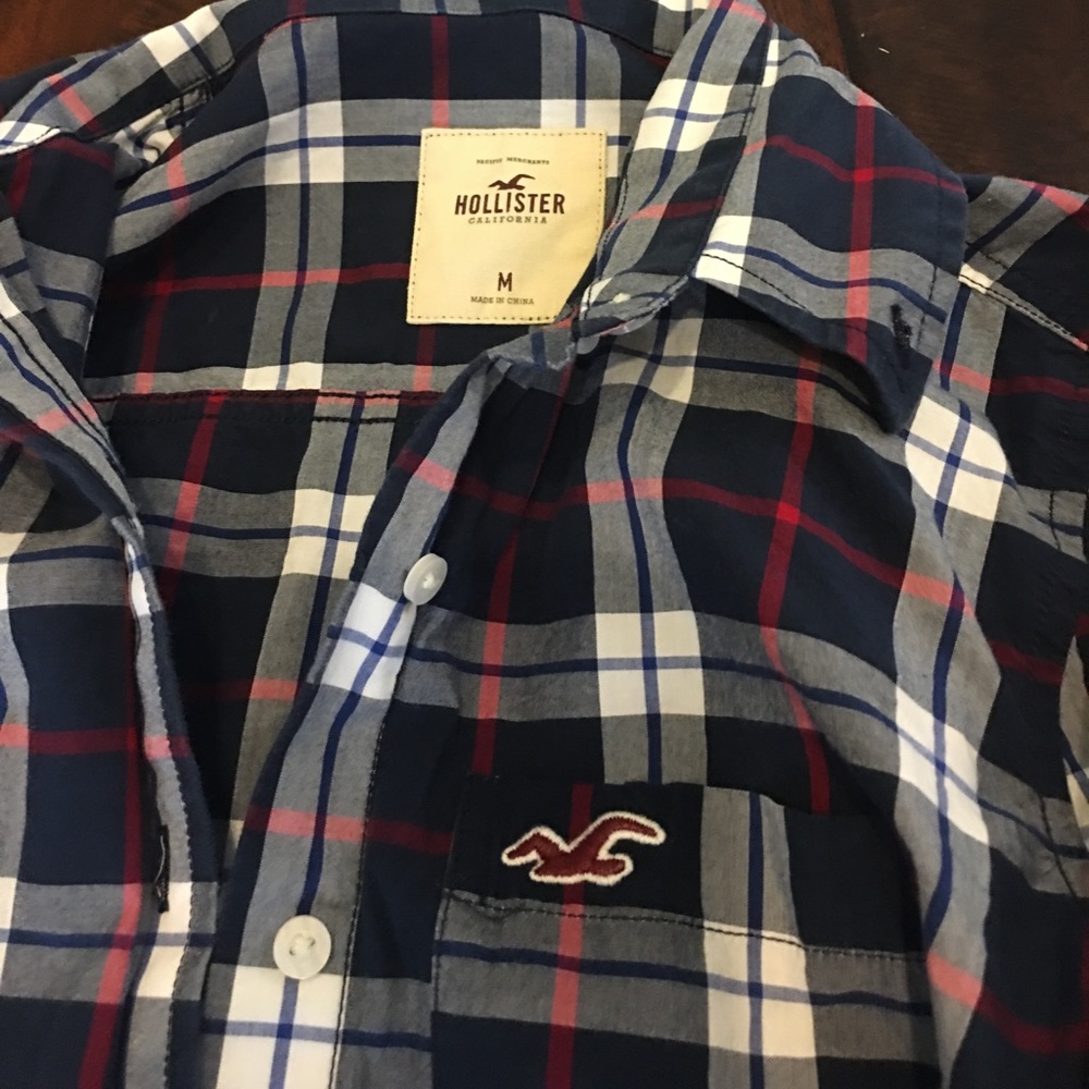 Hollister button down - Picture 2 of 2