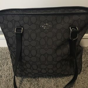 💰MAKE AND OFFER💰Authentic Coach Bag
