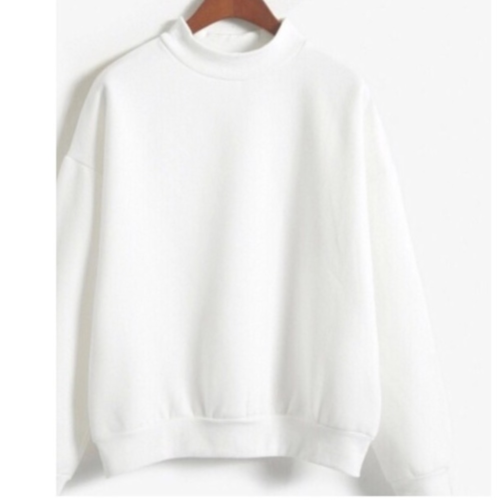 White Sweater / crewneck