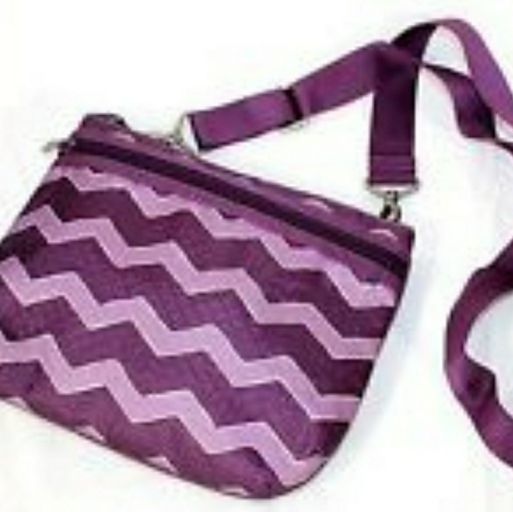 New 31 retro metro retired cevron shoulder bag