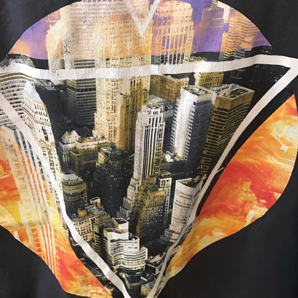 Tee - Picture 2 of 3