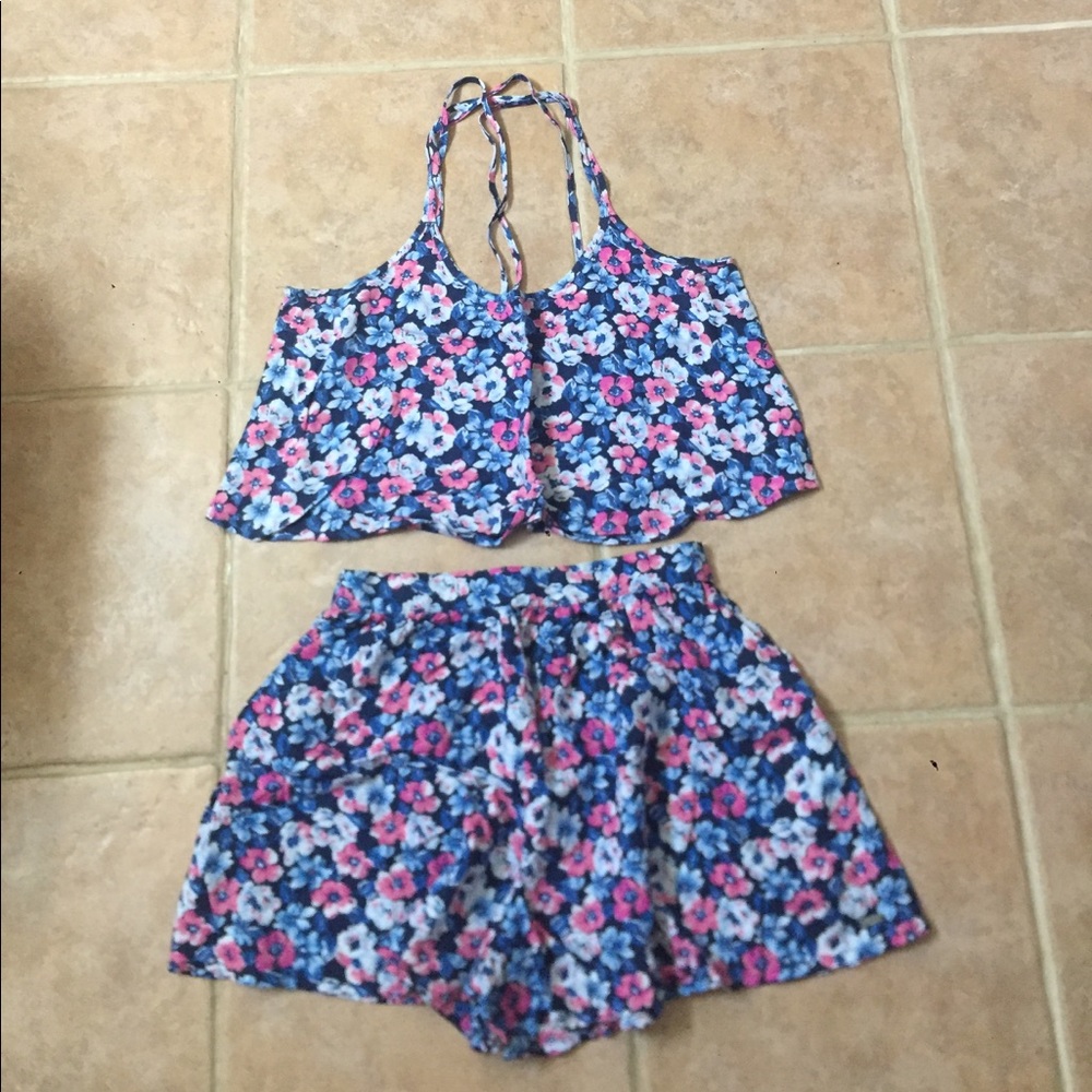 Hollister short set