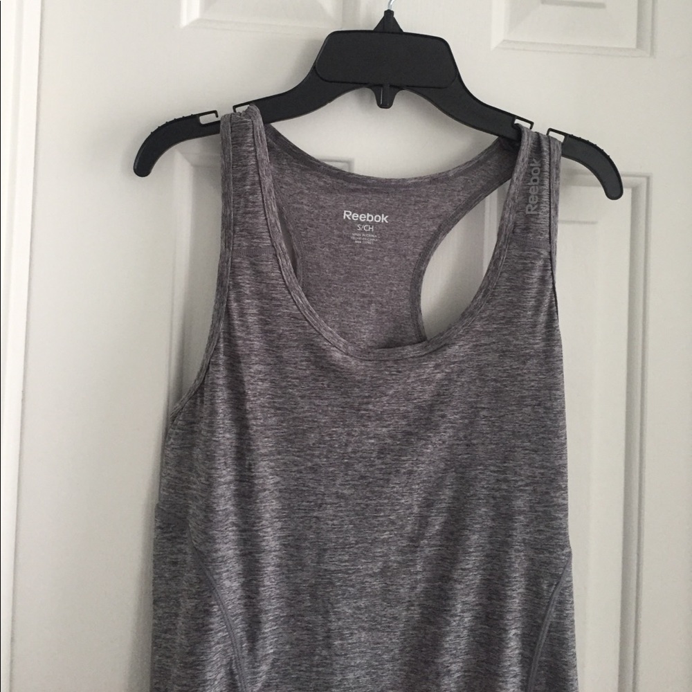 Reebok work out top