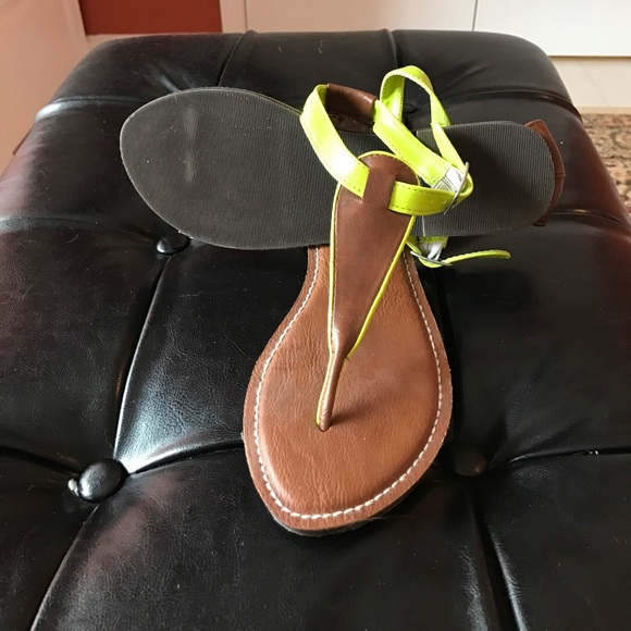 Sandals - Picture 2 of 2