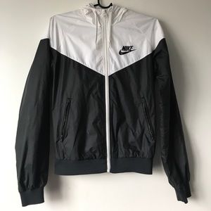 Nike windbreaker