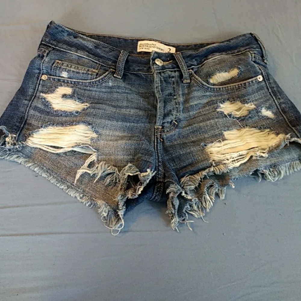 Abercrombie Boyfriend short