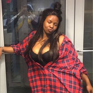 Meet your Posher, Paris