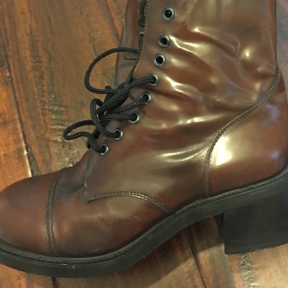 Steve Madden boots
