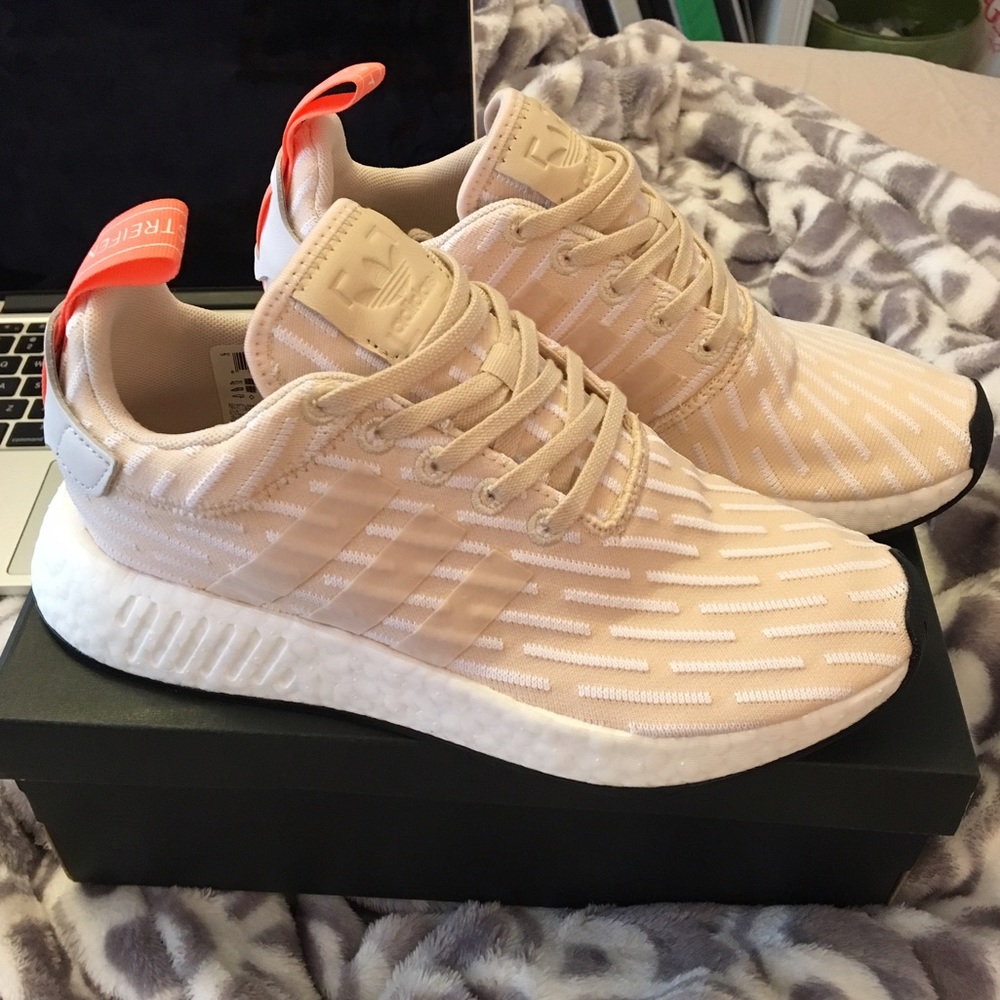 Adidas NMD_R2 - SIZE 6.5 - Women's - NWT