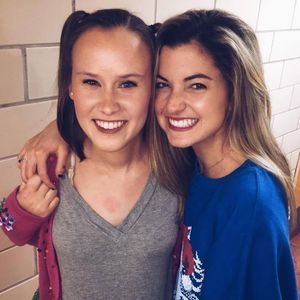 Meet your Posher, Caroline