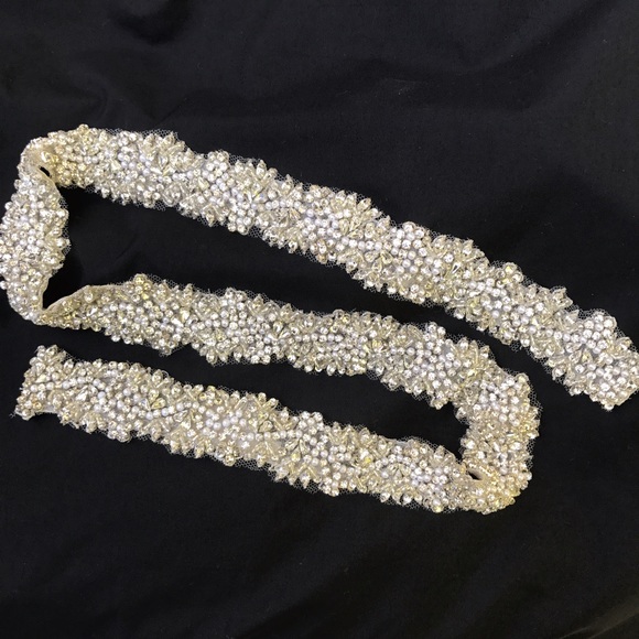 Crystal and Pearl Beaded Wedding dress belt - Picture 2 of 3
