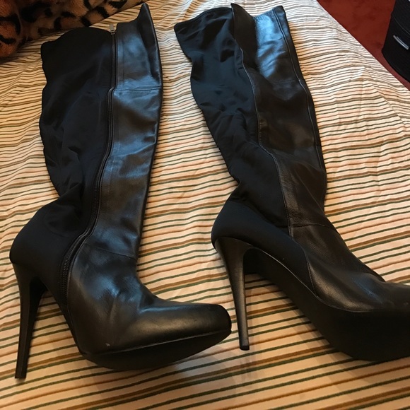 Knee-high boots - Picture 1 of 1