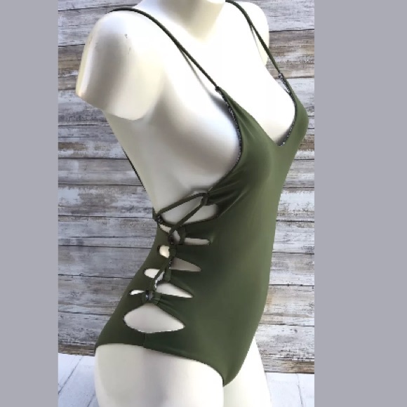 ❌SOLD!!!❌ ACACIA FLORENCE PALM ONE PIECE - Picture 3 of 8