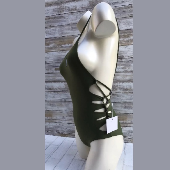 ❌SOLD!!!❌ ACACIA FLORENCE PALM ONE PIECE - Picture 5 of 8