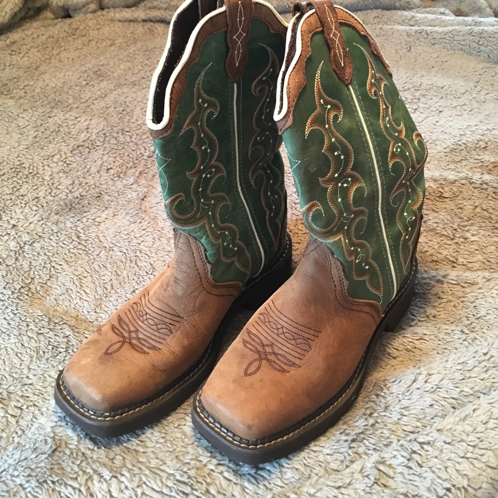 Justin Cowgirl Boots